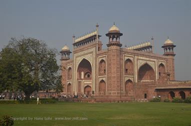 06 Taj_Mahal,_Agra_DSC5597_b_H600